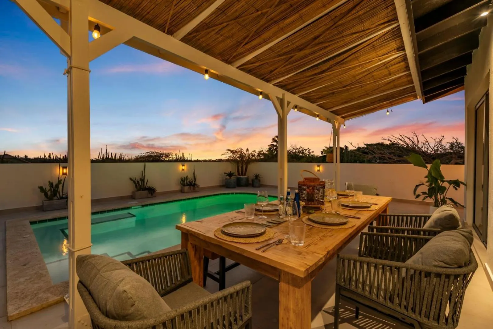 New Villa Jaburibari Paradera